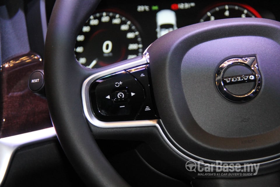 Volvo V90 Mk2 (2017) Interior