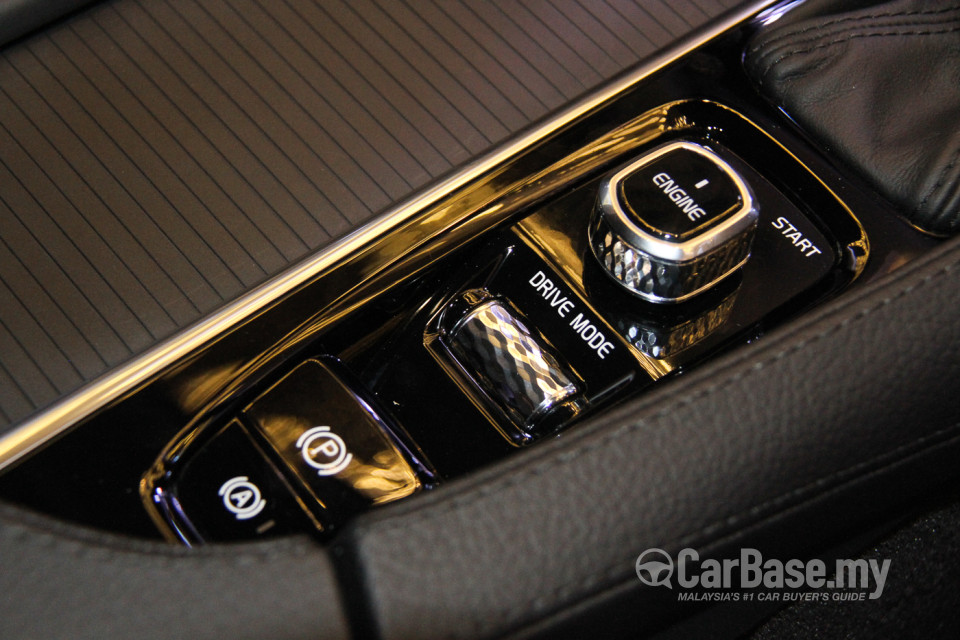 Volvo V90 Mk2 (2017) Interior