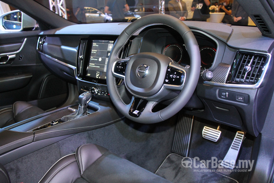 Volvo V90 Mk2 (2017) Interior