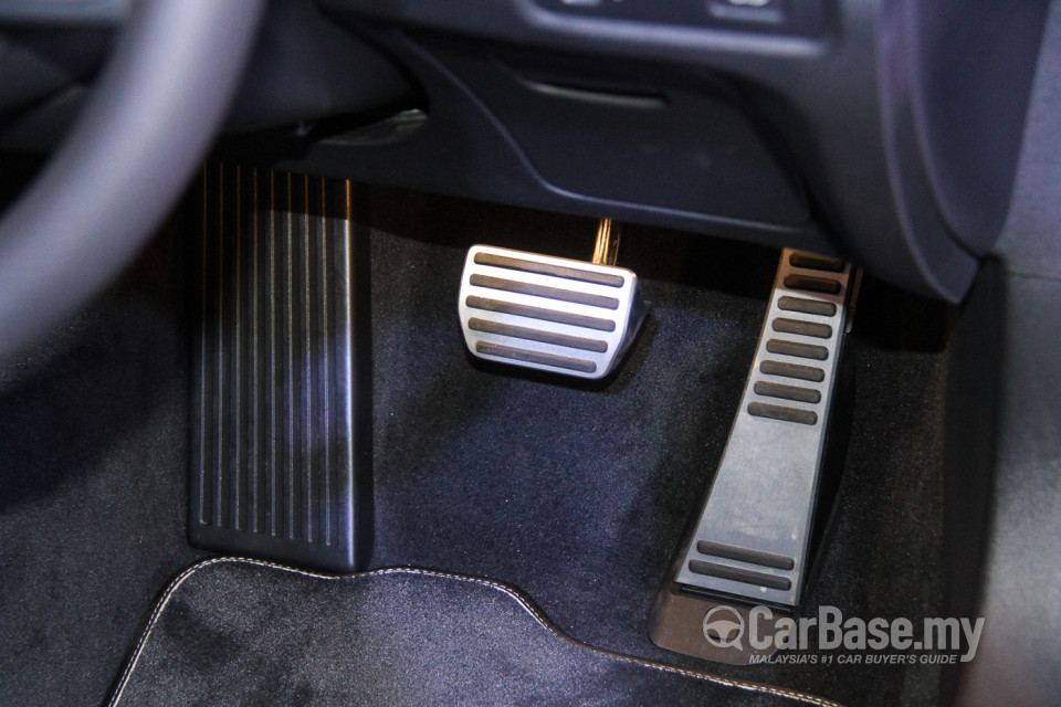 Volvo V90 Mk2 (2017) Interior