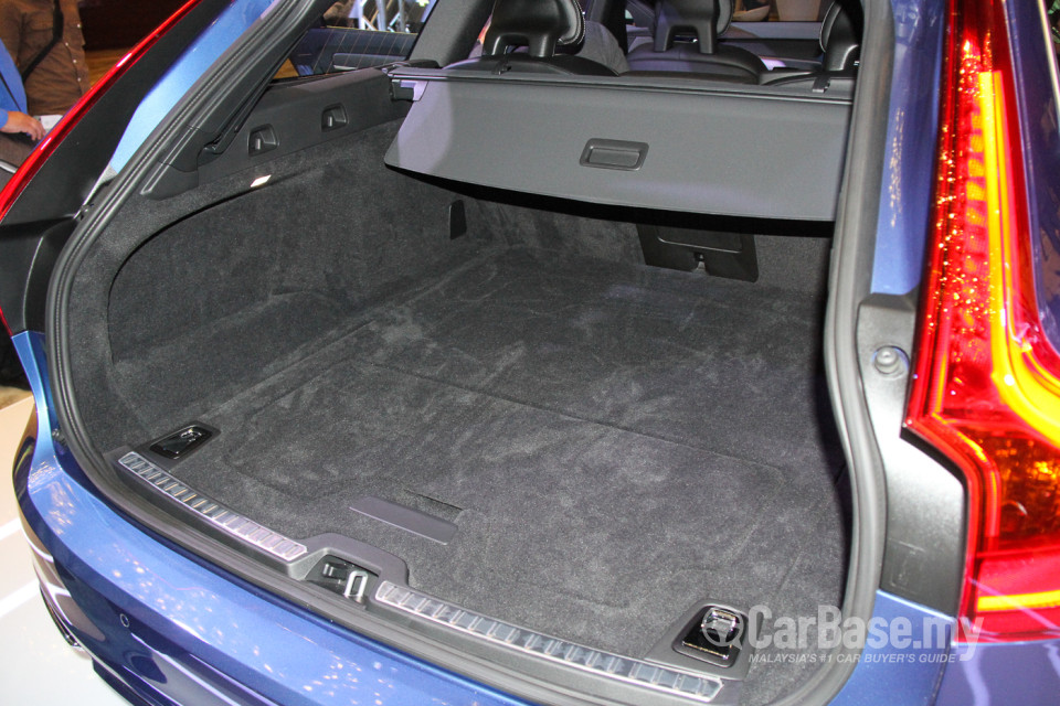 Volvo V90 Mk2 (2017) Interior