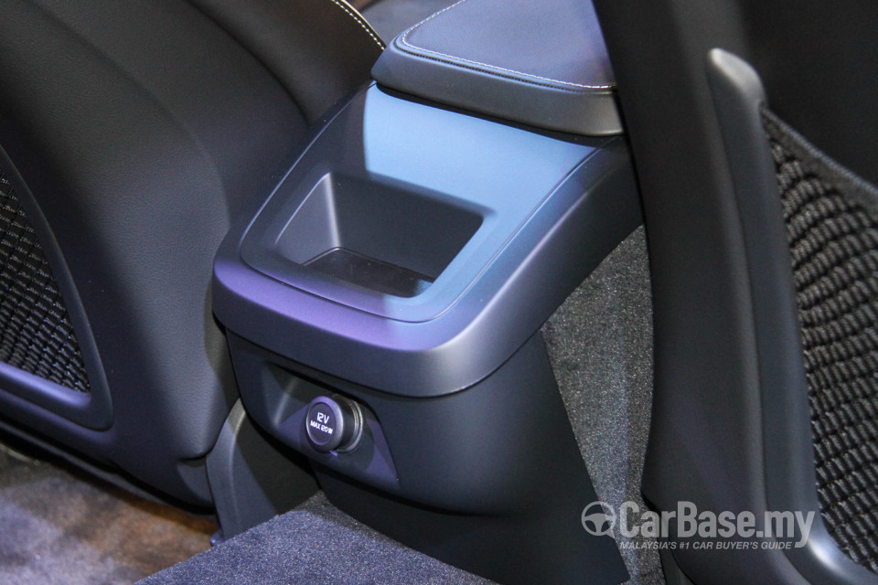 Volvo V90 Mk2 (2017) Interior