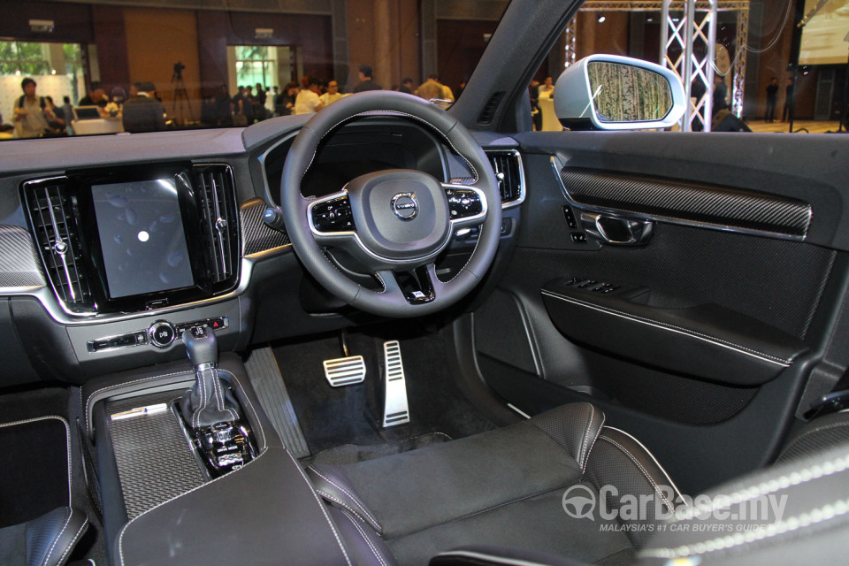 Volvo V90 Mk2 (2017) Interior