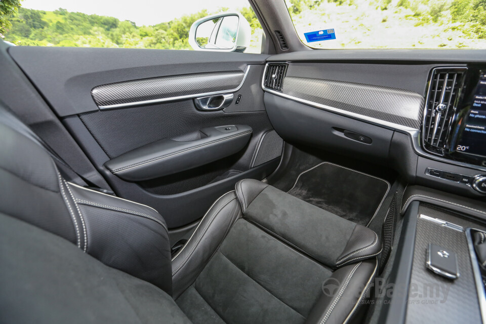 Chevrolet Cruze J300 (2012) Interior