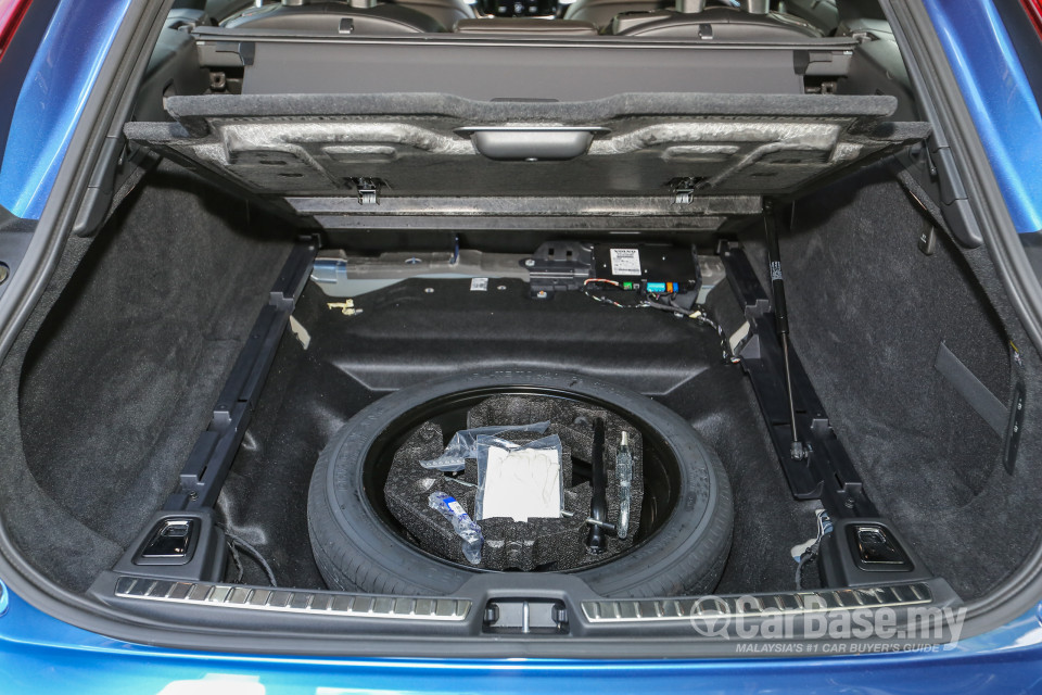 Volvo V90 Mk2 (2017) Interior
