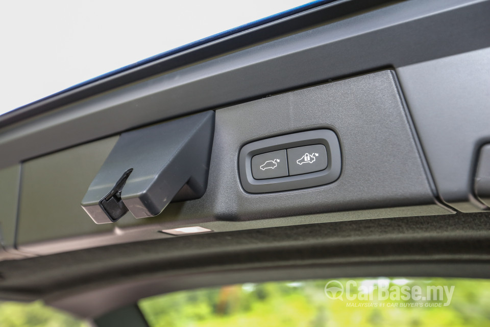 Volvo V90 Mk2 (2017) Interior