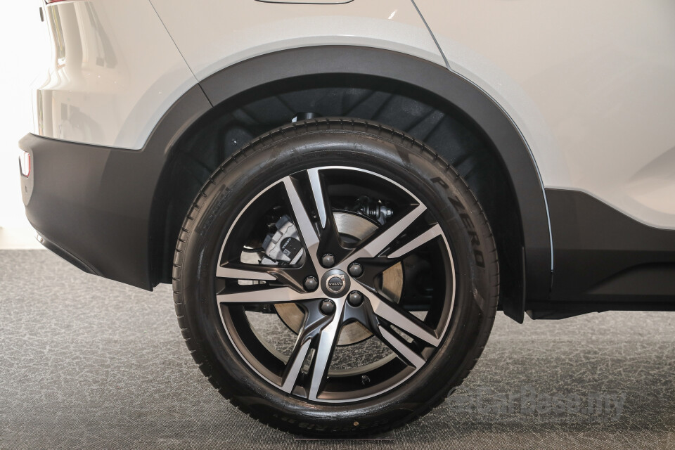 Volvo XC40 Mk1 (2018) Exterior