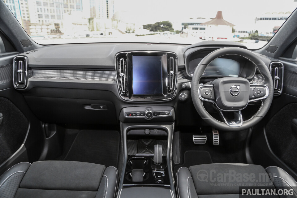 Audi A4 B9 (2016) Interior