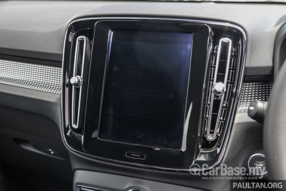 Volvo XC40 Mk1 (2018) Interior