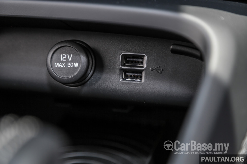 Volvo XC40 Mk1 (2018) Interior