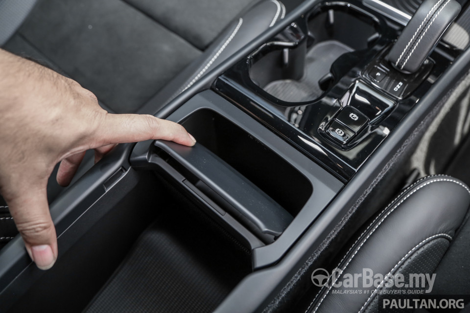 Volvo XC40 Mk1 (2018) Interior