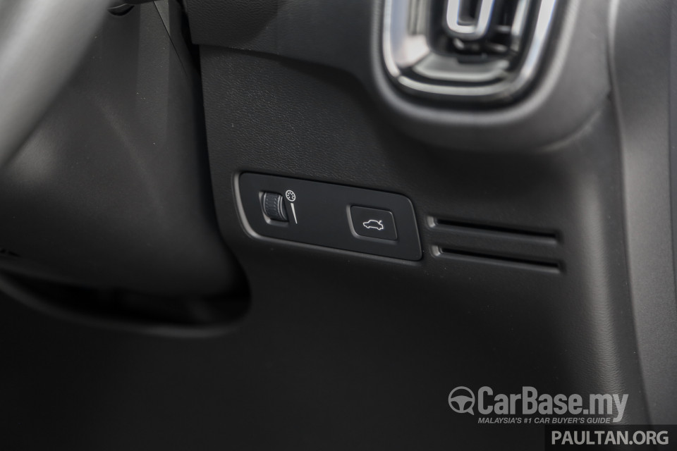 Volvo XC40 Mk1 (2018) Interior