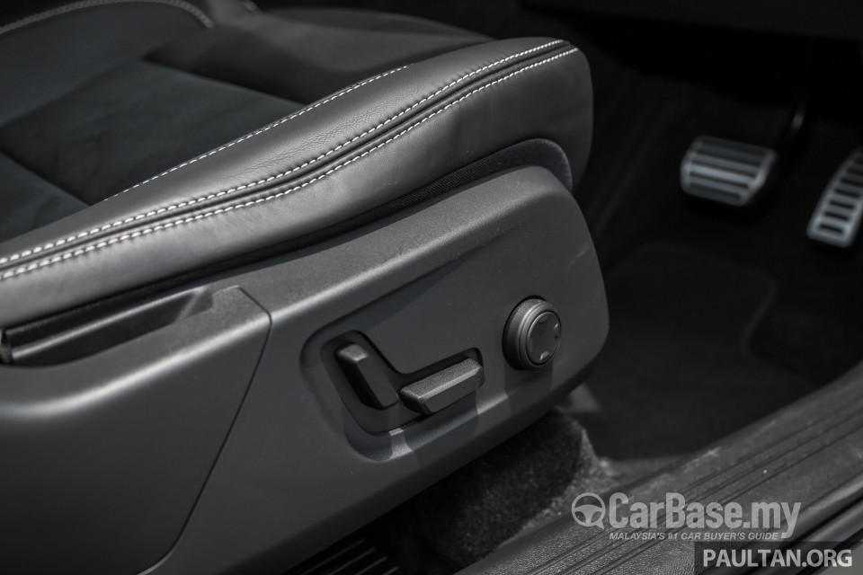 Volvo XC40 Mk1 (2018) Interior