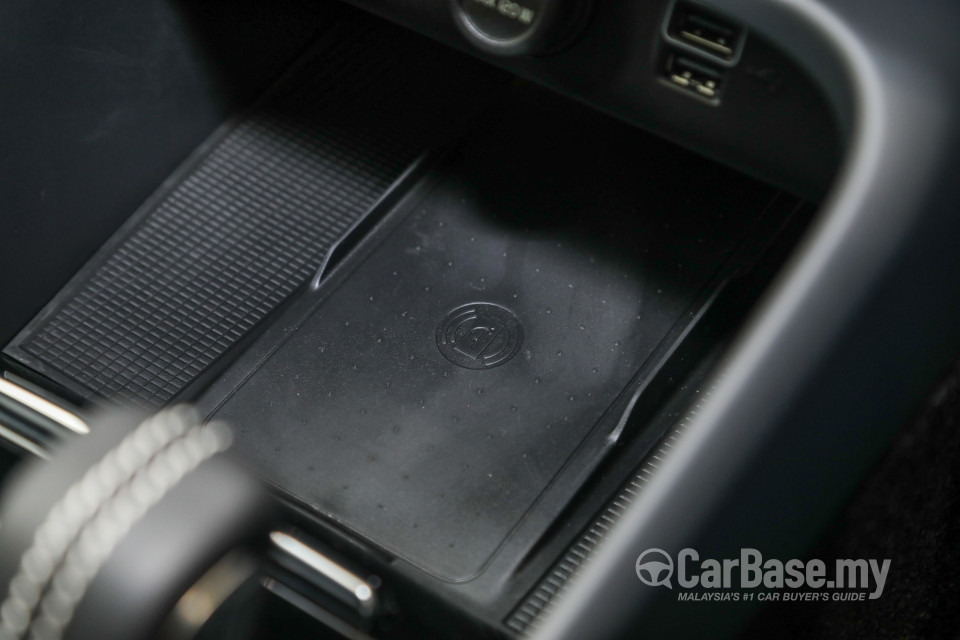 Volvo XC40 Mk1 (2018) Interior