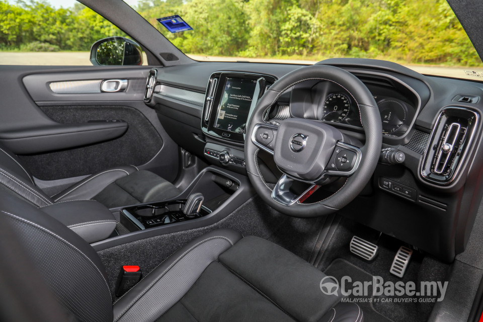 Volvo XC40 Mk1 (2018) Interior