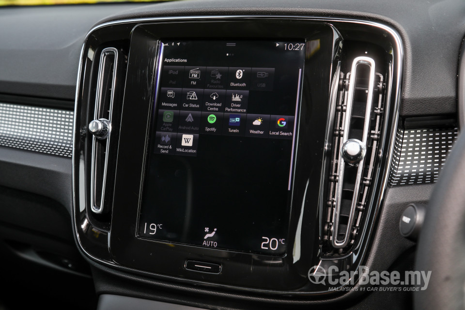 Volvo XC40 Mk1 (2018) Interior