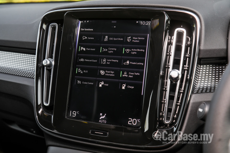 Volvo XC40 Mk1 (2018) Interior