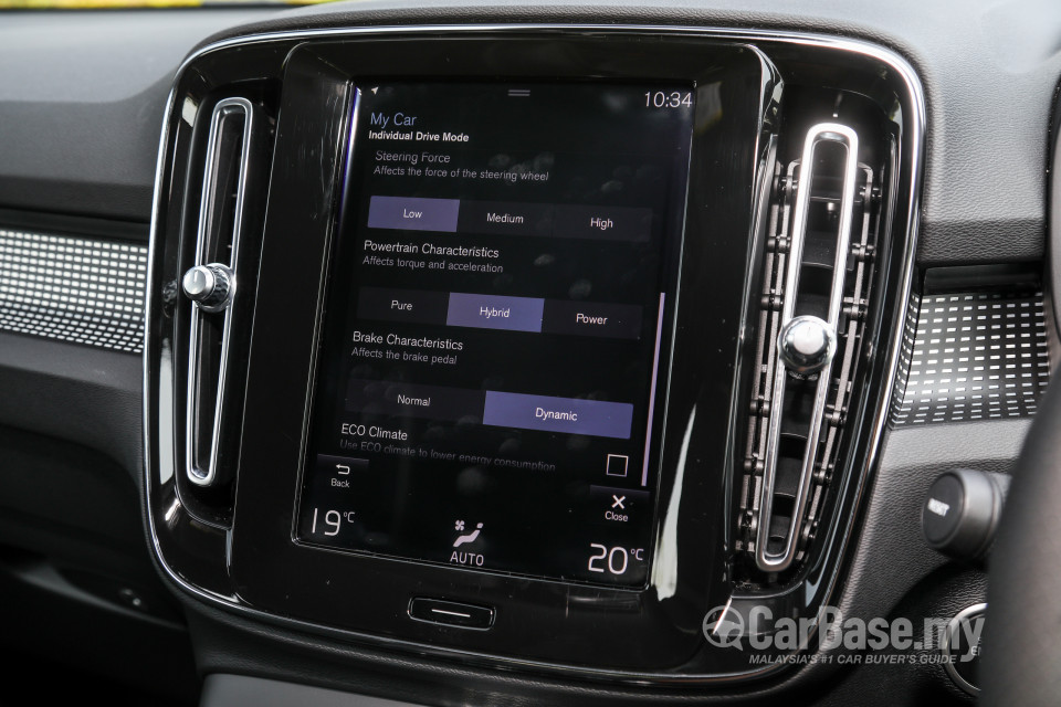 Volvo XC40 Mk1 (2018) Interior