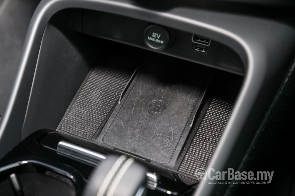 Volvo XC40 Mk1 (2018) Interior
