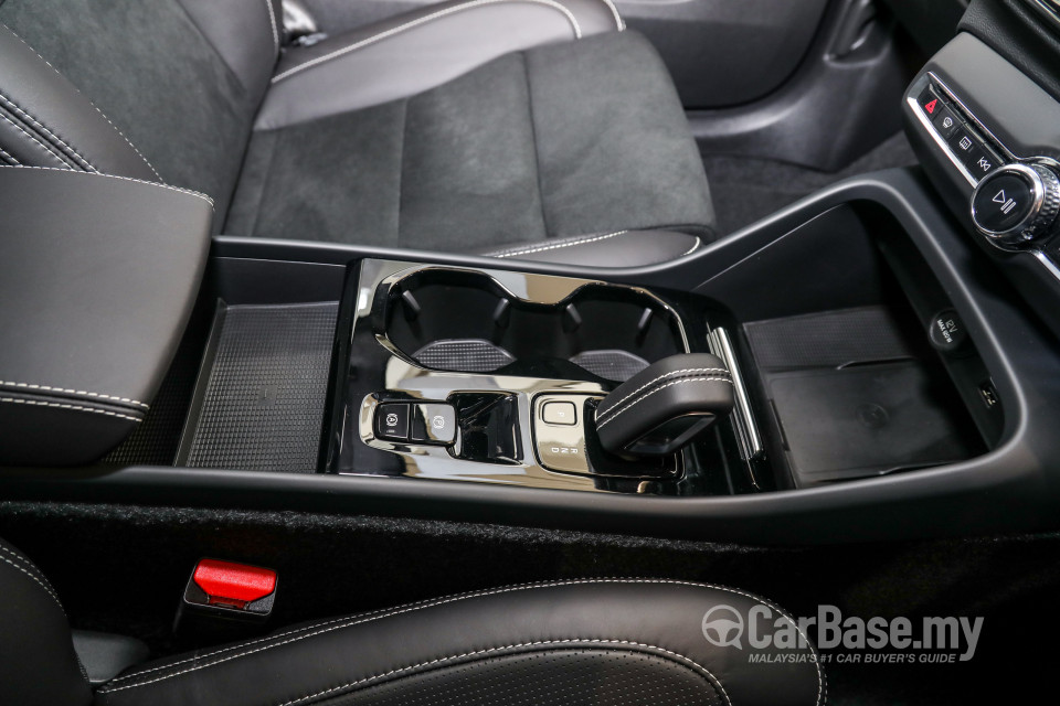 Volvo XC40 Mk1 (2018) Interior