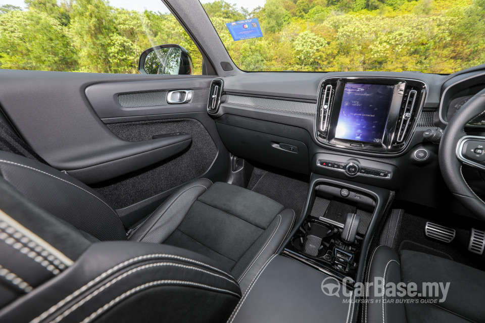 Volvo XC40 Mk1 (2018) Interior