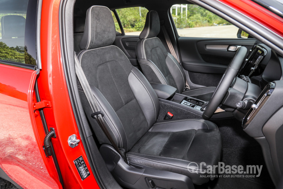 Volvo XC40 Mk1 (2018) Interior