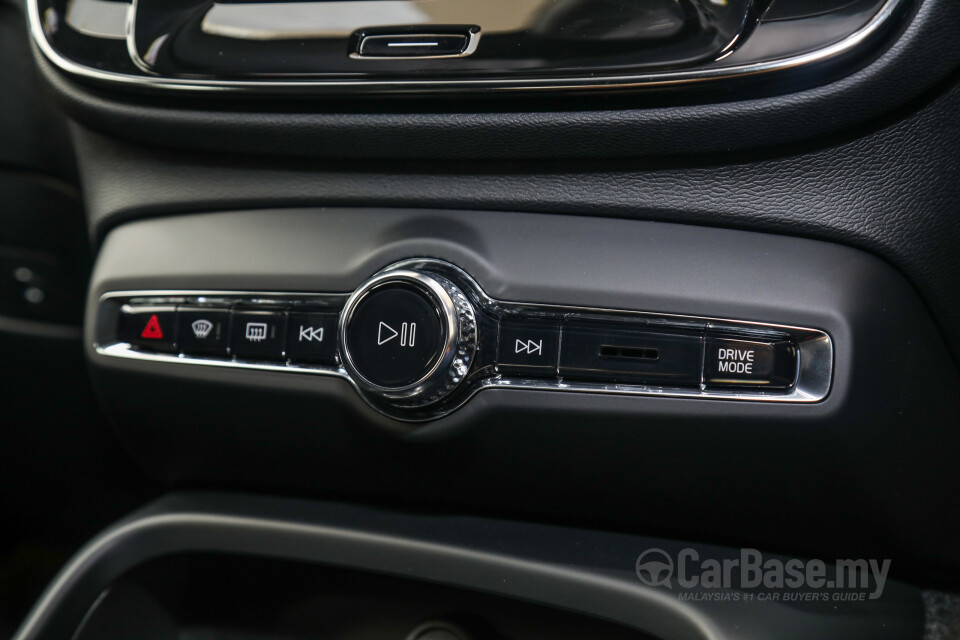 Volvo XC40 Mk1 (2018) Interior