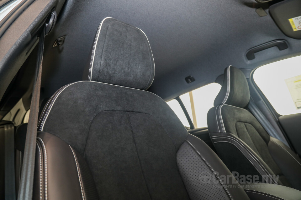 Volvo XC40 Mk1 (2018) Interior