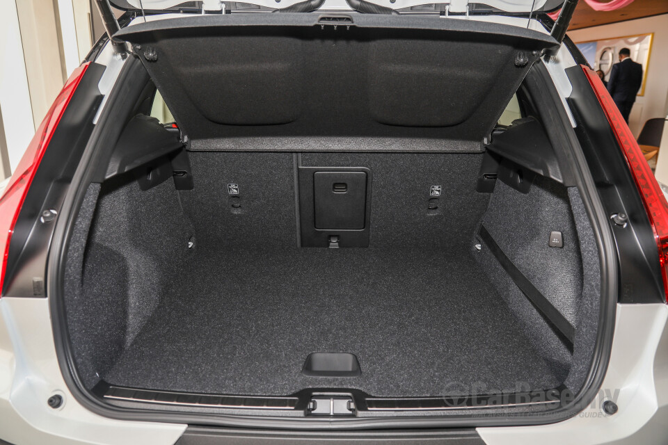 Volvo XC40 Mk1 (2018) Interior