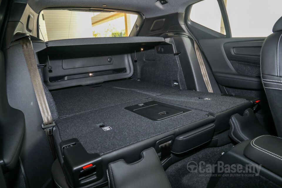 Volvo XC40 Mk1 (2018) Interior