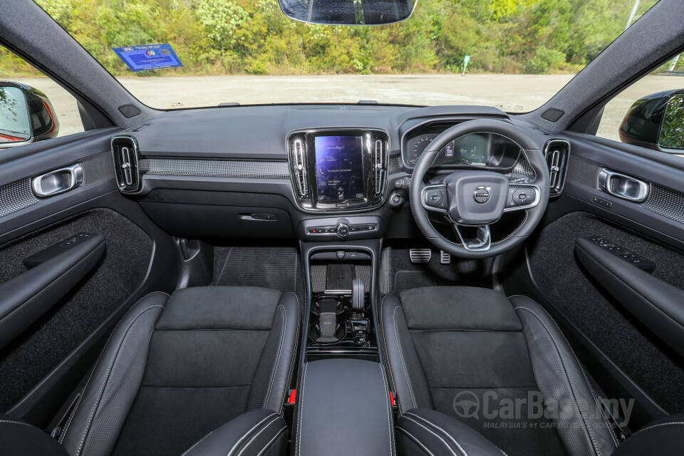 Volvo XC40 Mk1 (2018) Interior