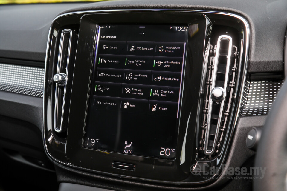 Volvo XC40 Mk1 (2018) Interior