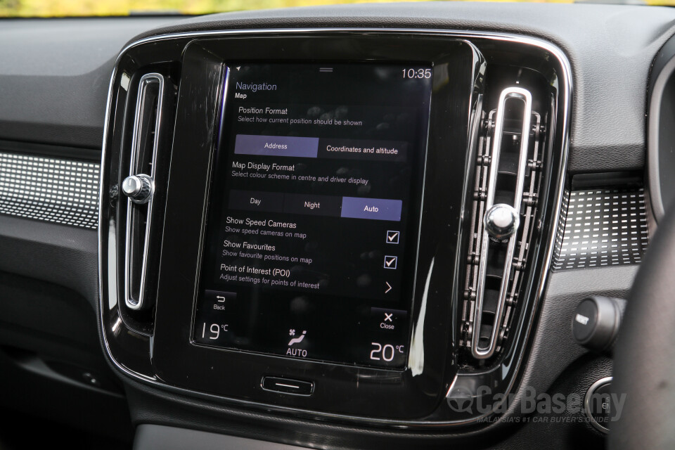 Volvo XC40 Mk1 (2018) Interior