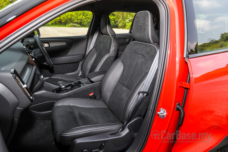 Volvo XC40 Mk1 (2018) Interior