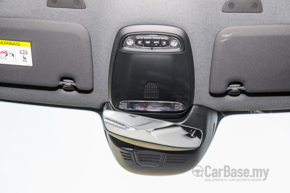 Volvo XC40 Mk1 (2018) Interior