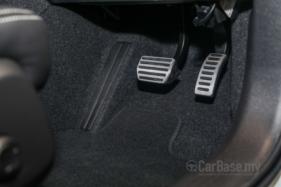 Volvo XC40 Mk1 (2018) Interior