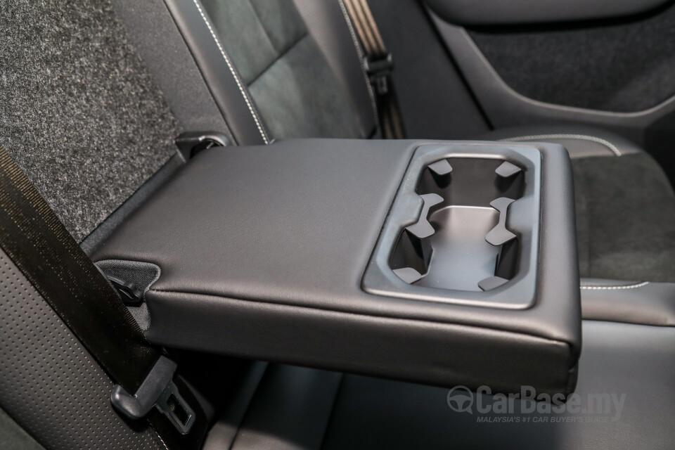 Volvo XC40 Mk1 (2018) Interior