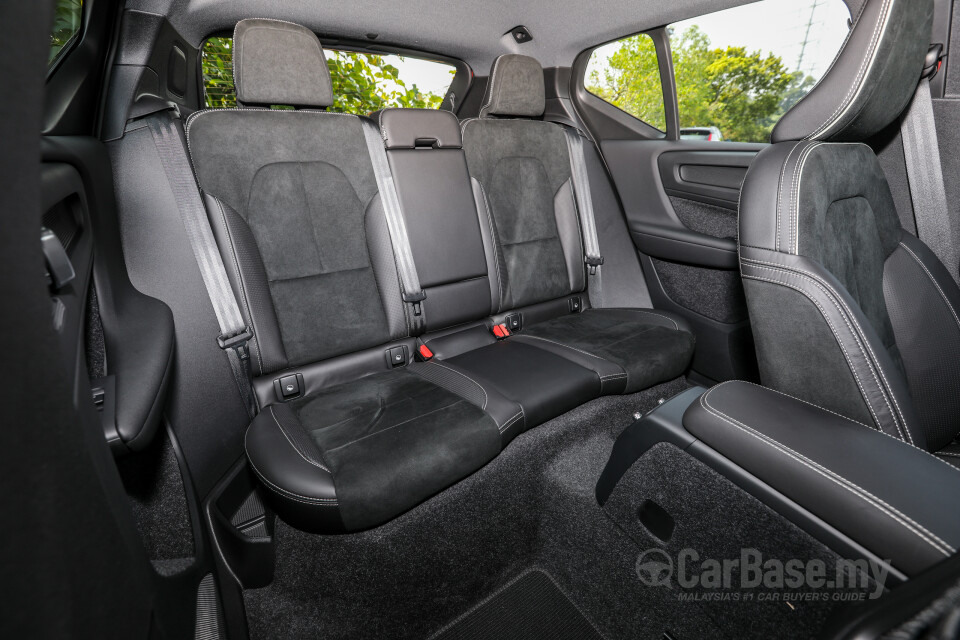 Volvo XC40 Mk1 (2018) Interior