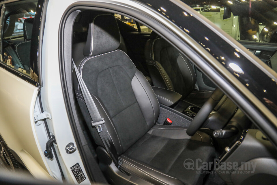 Volvo XC40 Mk1 (2018) Interior