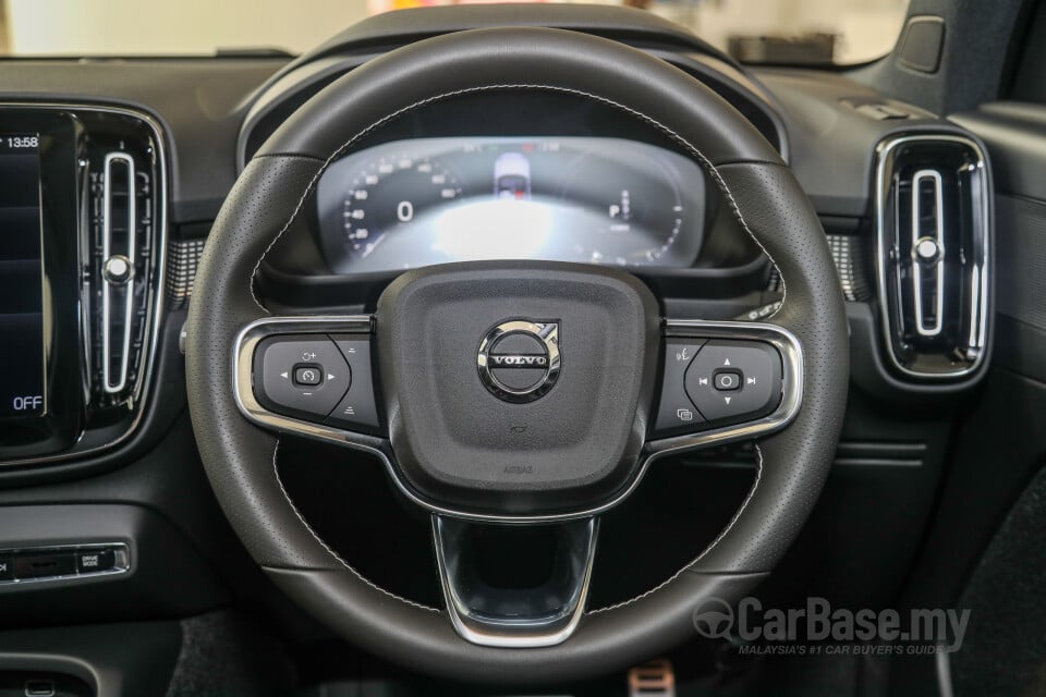 Volvo XC40 Mk1 (2018) Interior