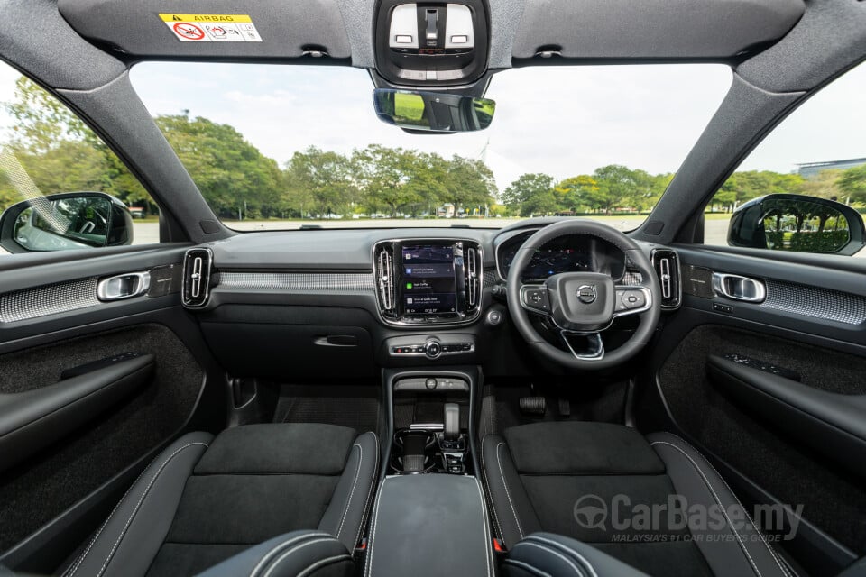 Volvo XC40 Mk1 (2018) Interior