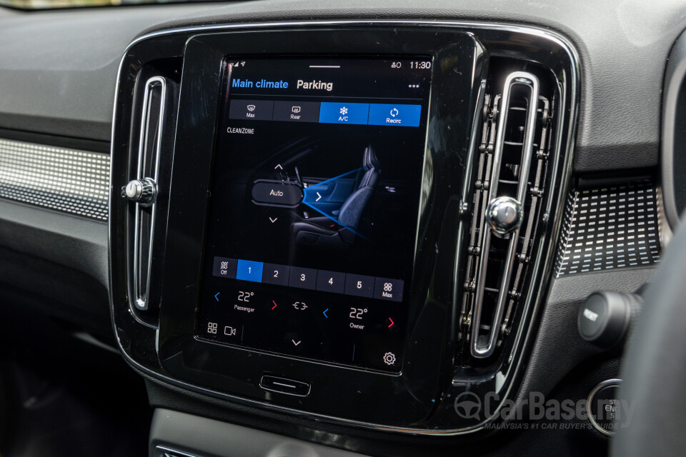 Volvo XC40 Mk1 (2018) Interior