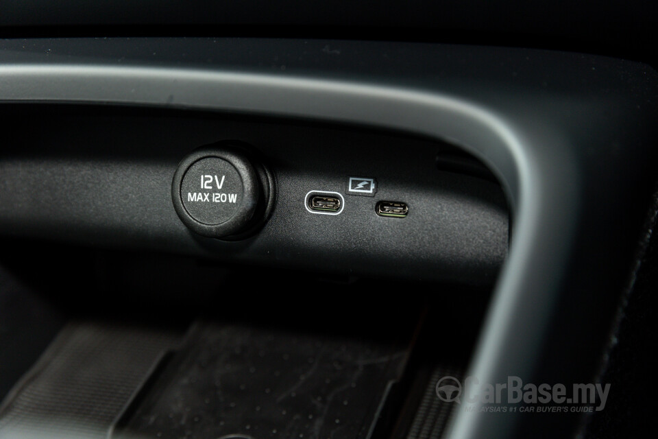 Volvo XC40 Mk1 (2018) Interior