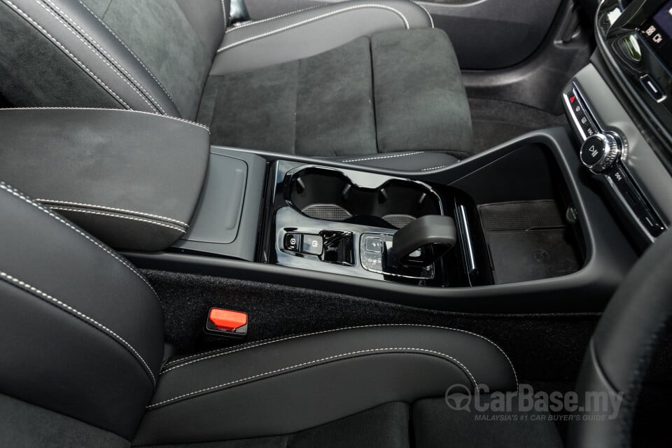 Volvo XC40 Mk1 (2018) Interior