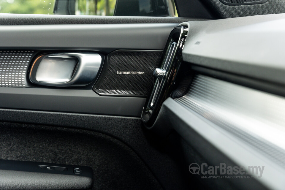 Volvo XC40 Mk1 (2018) Interior