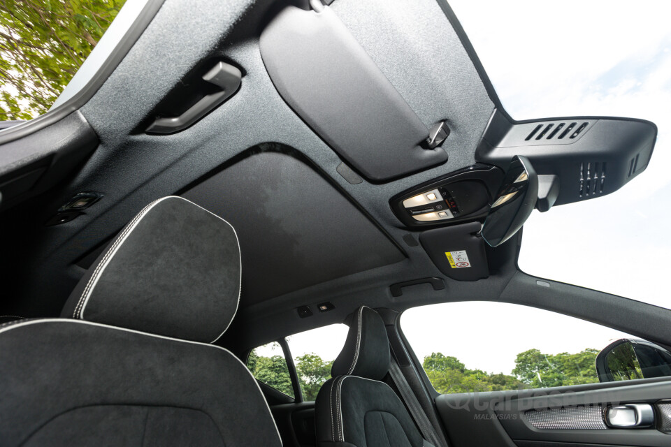 Volvo XC40 Mk1 (2018) Interior