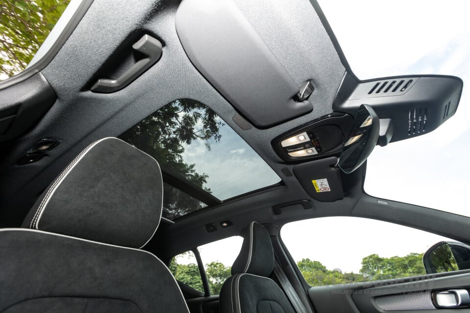 Volvo XC40 Mk1 (2018) Interior
