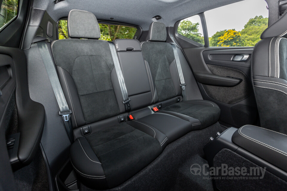Volvo XC40 Mk1 (2018) Interior