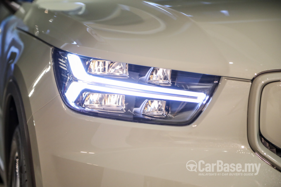 Volvo XC40 Recharge Electric Mk1 (2022) Exterior
