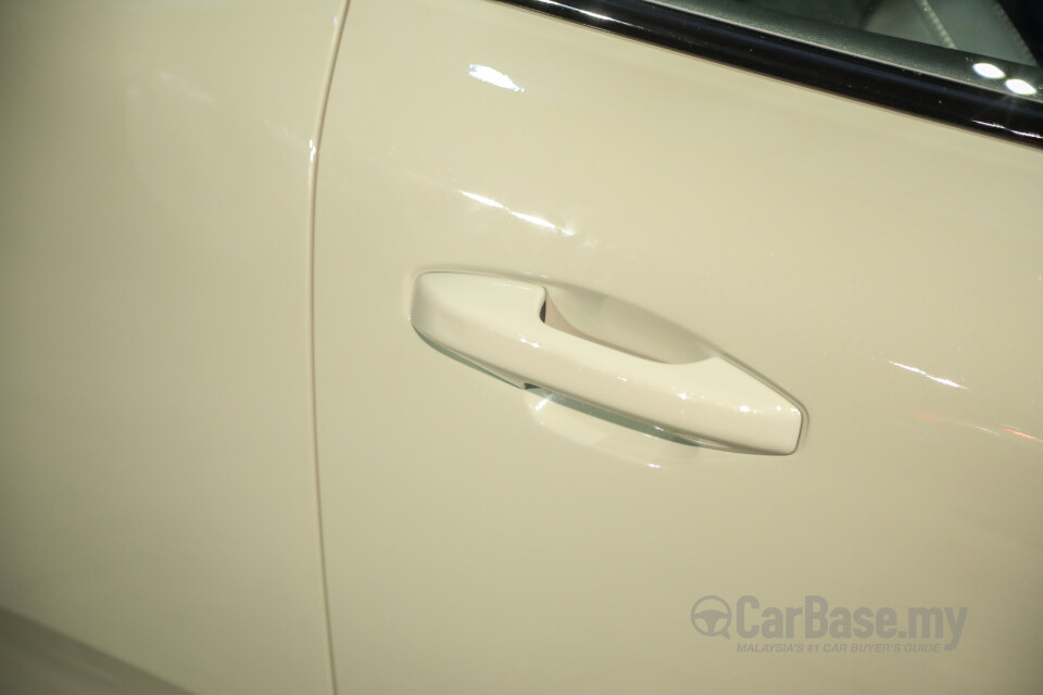 Volvo XC40 Recharge Electric Mk1 (2022) Exterior